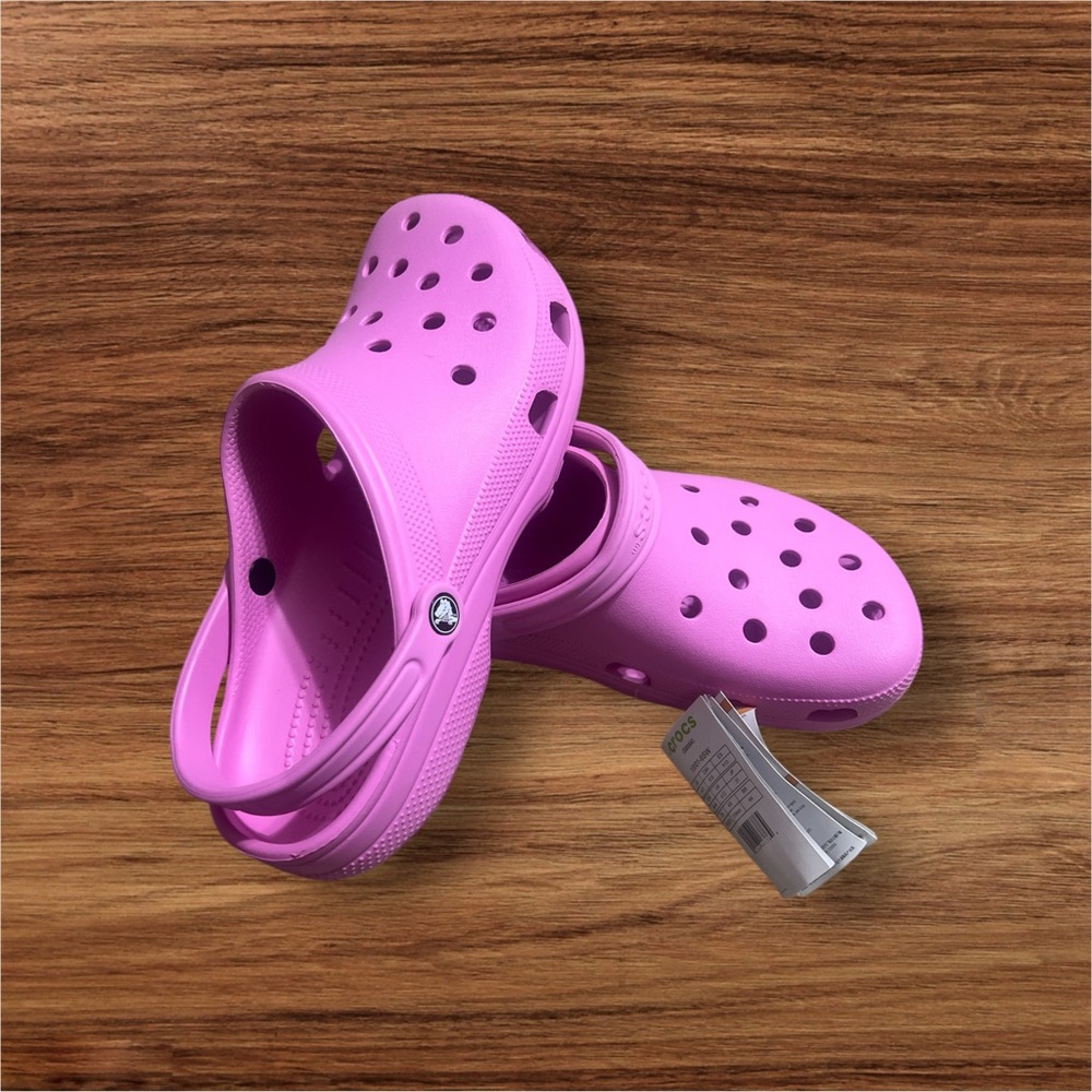 CROCS Vibrant Pink Clogs